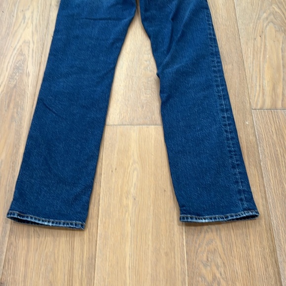 Guess Slim Straight High Rise 28 NWOT - Picture 9 of 9